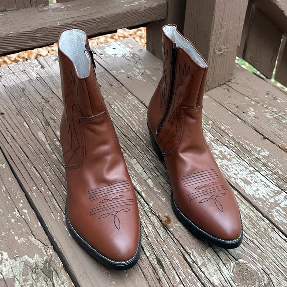 High Noon Boots - Picture 3 of 8